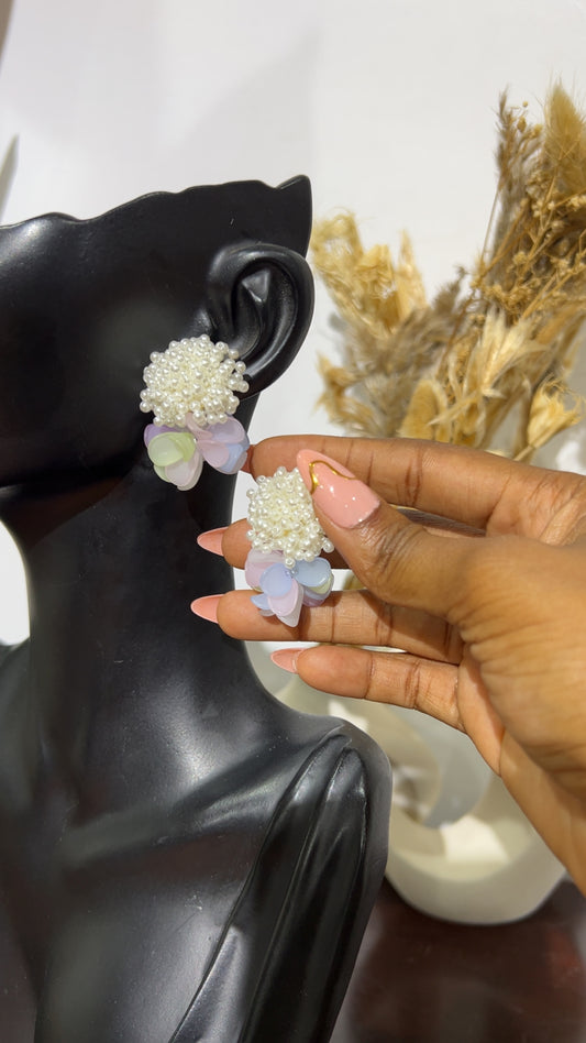 Pearl Bloom Statement Earrings (Rbs548)